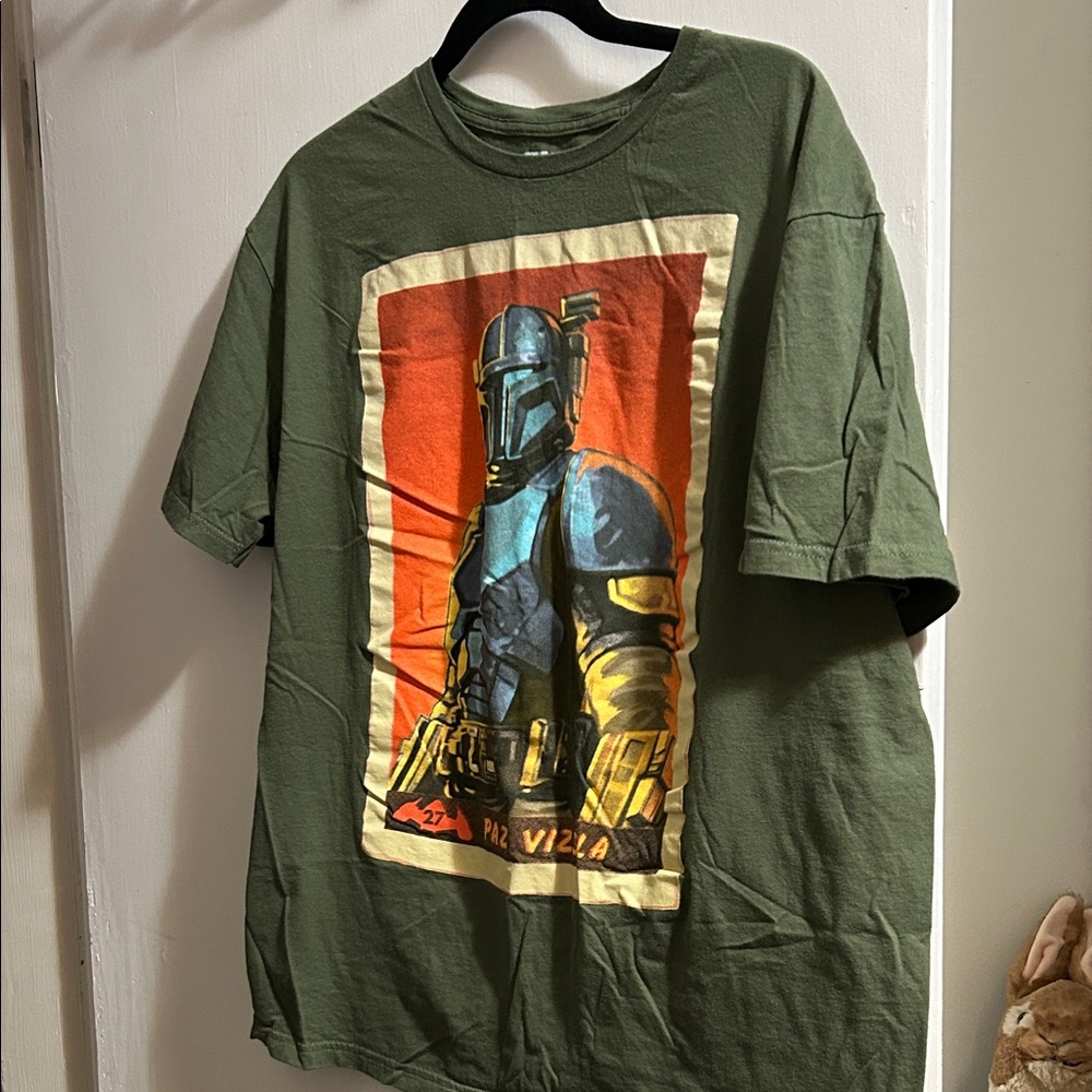 Star Wars Green Mandalorian Graphic Tee